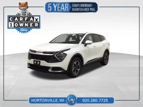 White 2024 Kia Sportage LX for sale in Hortonville, WI