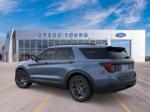 More photos of 2026 Ford Explorer ST-Line at Gregg Young Hortonville Ford, WI