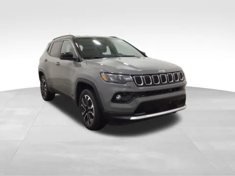 More photos of 2023 Jeep Compass Limited at Gregg Young Hortonville Ford, WI
