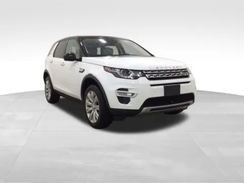 More photos of 2019 Land Rover Discovery Sport HSE Luxury at Gregg Young Hortonville Ford, WI