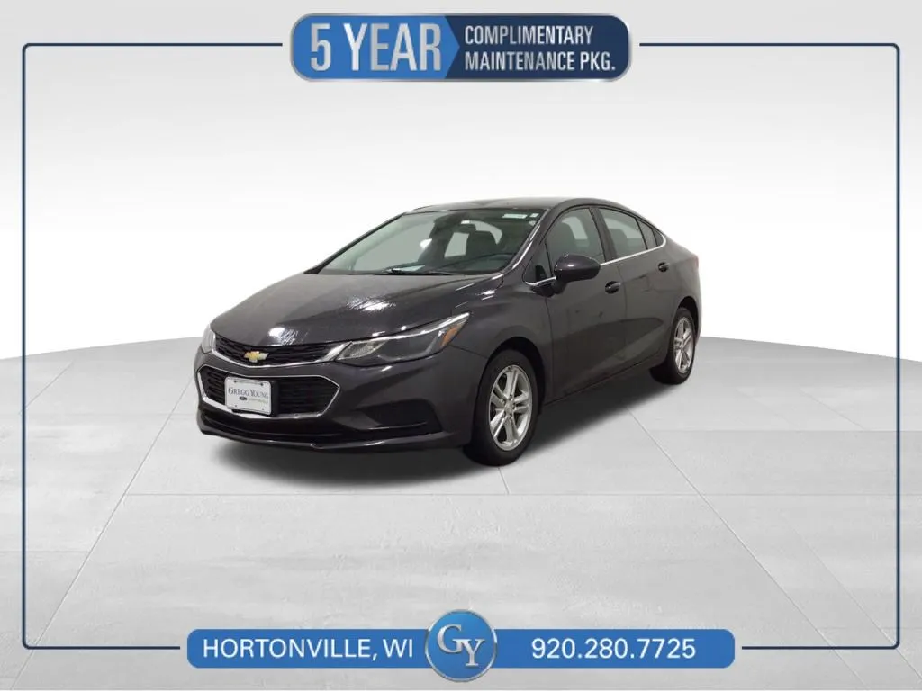 Gray 2017 Chevrolet Cruze LT for sale in Hortonville, WI