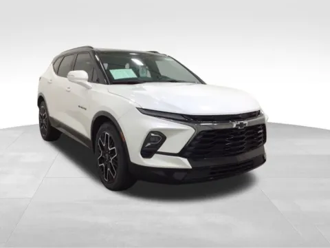 More photos of 2023 Chevrolet Blazer RS at Gregg Young Hortonville Ford, WI