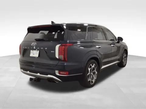 More photos of 2021 Hyundai Palisade Calligraphy at Gregg Young Hortonville Ford, WI