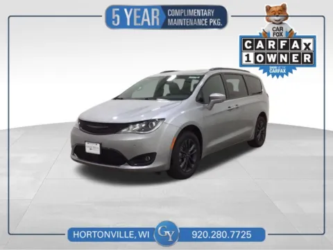 Silver 2020 Chrysler Pacifica Launch Edition for sale in Hortonville, WI