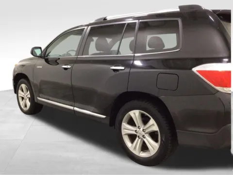 Another view of 2013 Toyota Highlander Limited for sale in Hortonville, WI at Gregg Young Hortonville Ford