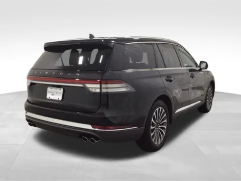 More photos of 2021 Lincoln Aviator Reserve at Gregg Young Hortonville Ford, WI
