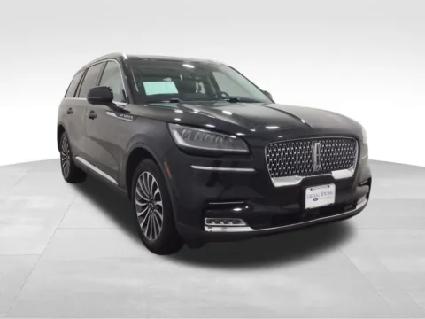 More photos of 2021 Lincoln Aviator Reserve at Gregg Young Hortonville Ford, WI