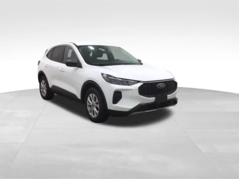 More photos of 2023 Ford Escape Active at Gregg Young Hortonville Ford, WI