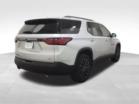 More photos of 2022 Chevrolet Traverse RS at Gregg Young Hortonville Ford, WI