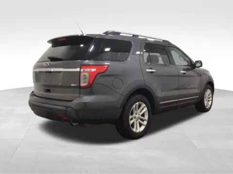 More photos of 2015 Ford Explorer XLT at Gregg Young Hortonville Ford, WI