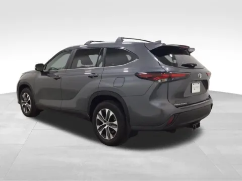 Photos of 2024 Toyota Highlander XLE for sale in Hortonville, WI at Gregg Young Hortonville Ford