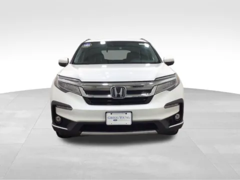 More photos of 2021 Honda Pilot Elite at Gregg Young Hortonville Ford, WI