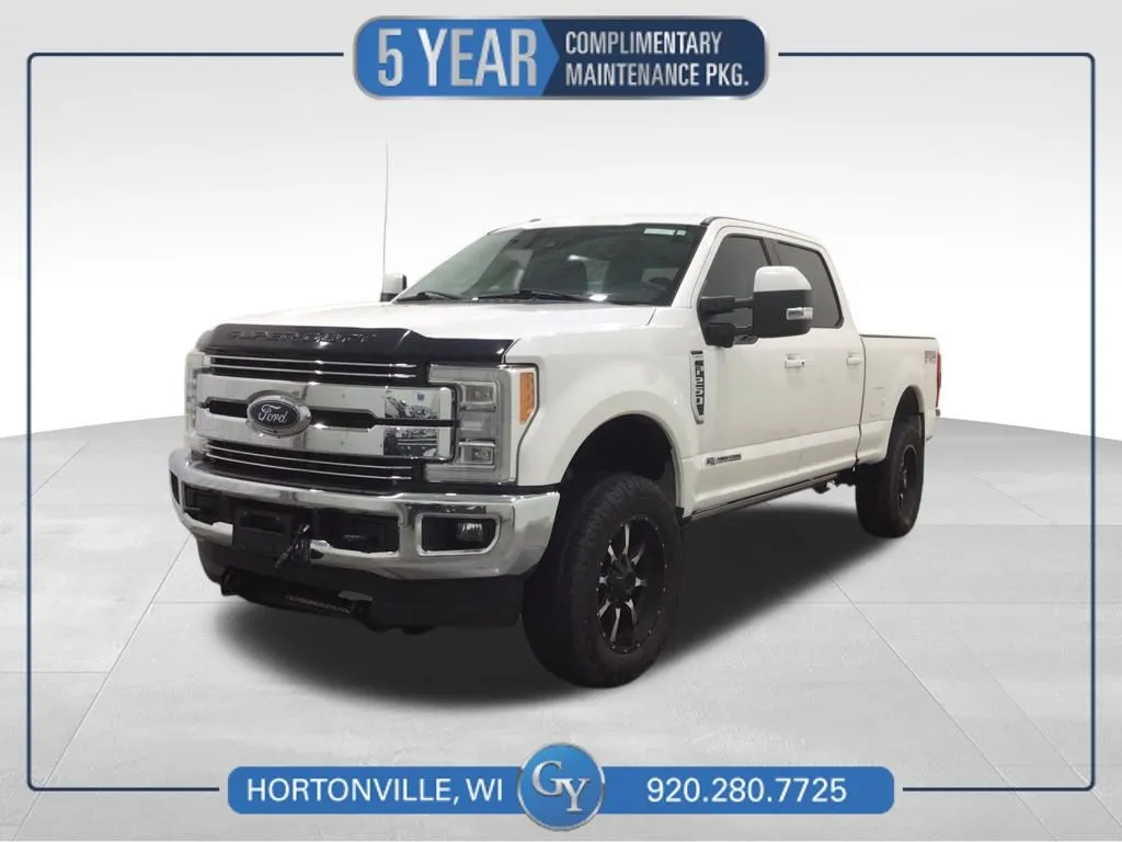 White 2018 Ford F-250SD Lariat for sale in Hortonville, WI