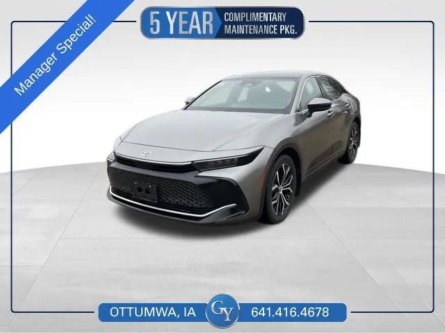 Gray 2023 Toyota Crown Limited for sale in Ottumwa, IA