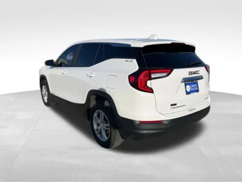 More photos of 2022 GMC Terrain SLE at Gregg Young Toyota of Ottumwa, IA