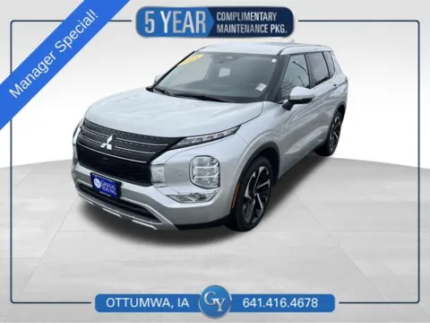 Silver 2024 Mitsubishi Outlander SE for sale in Ottumwa, IA