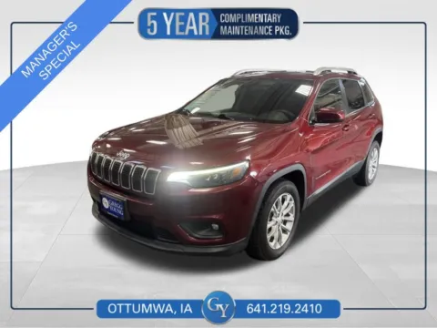 Red 2019 Jeep Cherokee Latitude for sale in Ottumwa, IA
