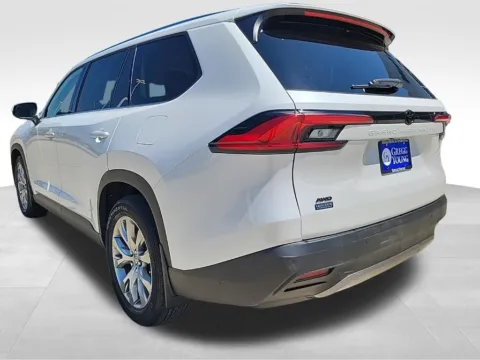 More photos of 2024 Toyota Grand Highlander Limited at Gregg Young Toyota of Ottumwa, IA