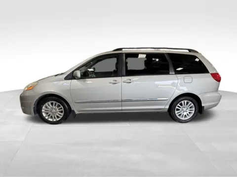 Photos of 2009 Toyota Sienna XLE for sale in Ottumwa, IA at Gregg Young Toyota of Ottumwa