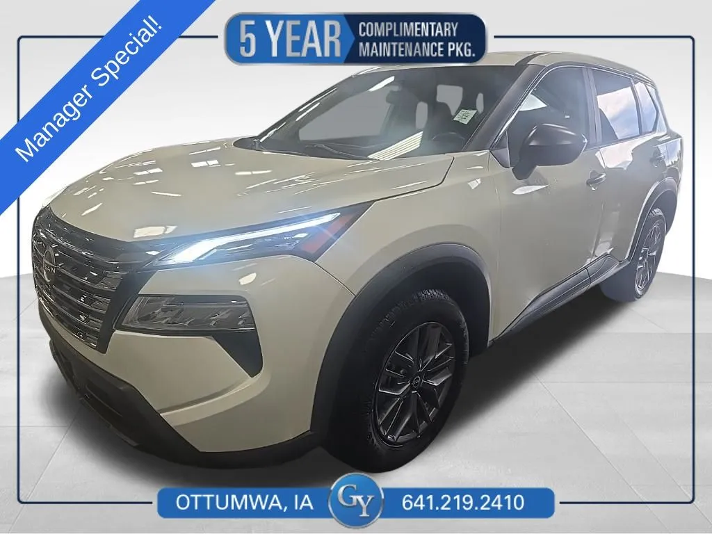 White 2024 Nissan Rogue S for sale in Ottumwa, IA