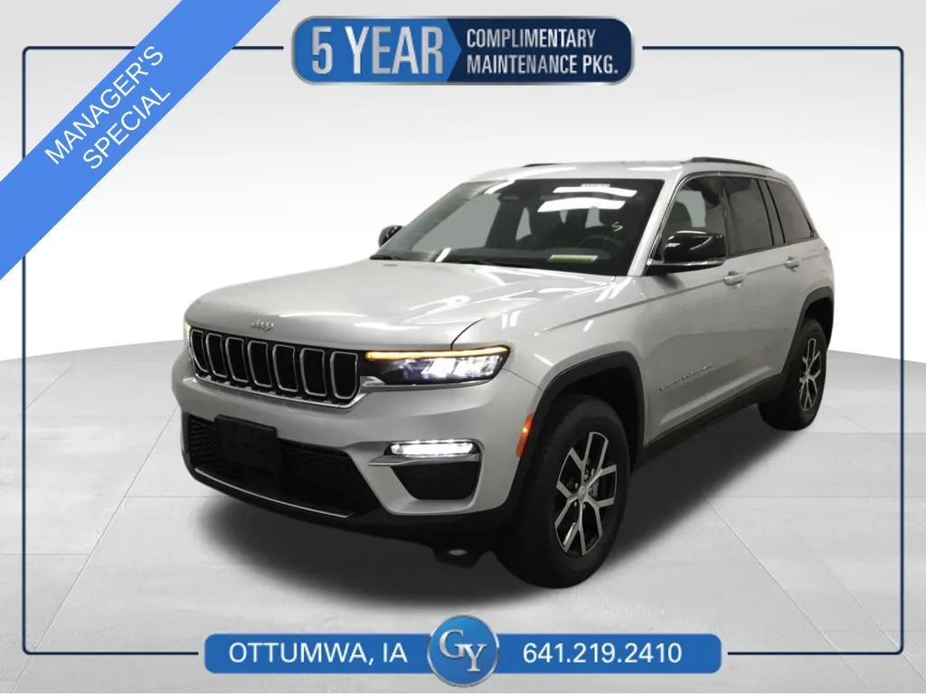Silver 2024 Jeep Grand Cherokee Limited for sale in Ottumwa, IA