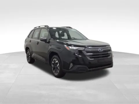 More photos of 2025 Subaru Forester Premium at Gregg Young Toyota of Ottumwa, IA