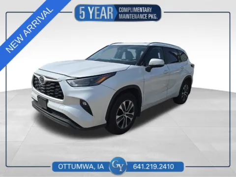 Unknown 2024 Toyota Highlander XLE for sale in Ottumwa, IA