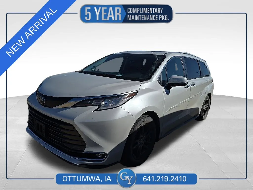 Unknown 2023 Toyota Sienna Limited for sale in Ottumwa, IA