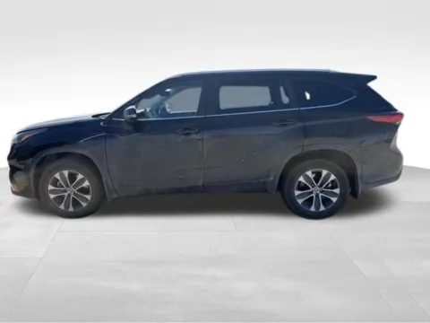 Another view of 2023 Toyota Highlander XLE for sale in Columbus, NE at Gregg Young Toyota of Columbus