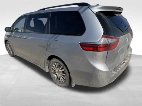 More photos of 2020 Toyota Sienna XLE at Gregg Young Toyota of Columbus, NE