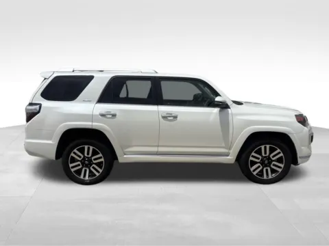 More photos of 2016 Toyota 4Runner Limited at Gregg Young Toyota of Columbus, NE