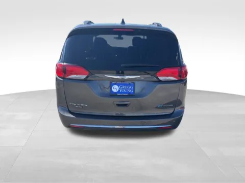 More photos of 2019 Chrysler Pacifica Hybrid Touring L at Gregg Young Automotive of Atlantic, IA