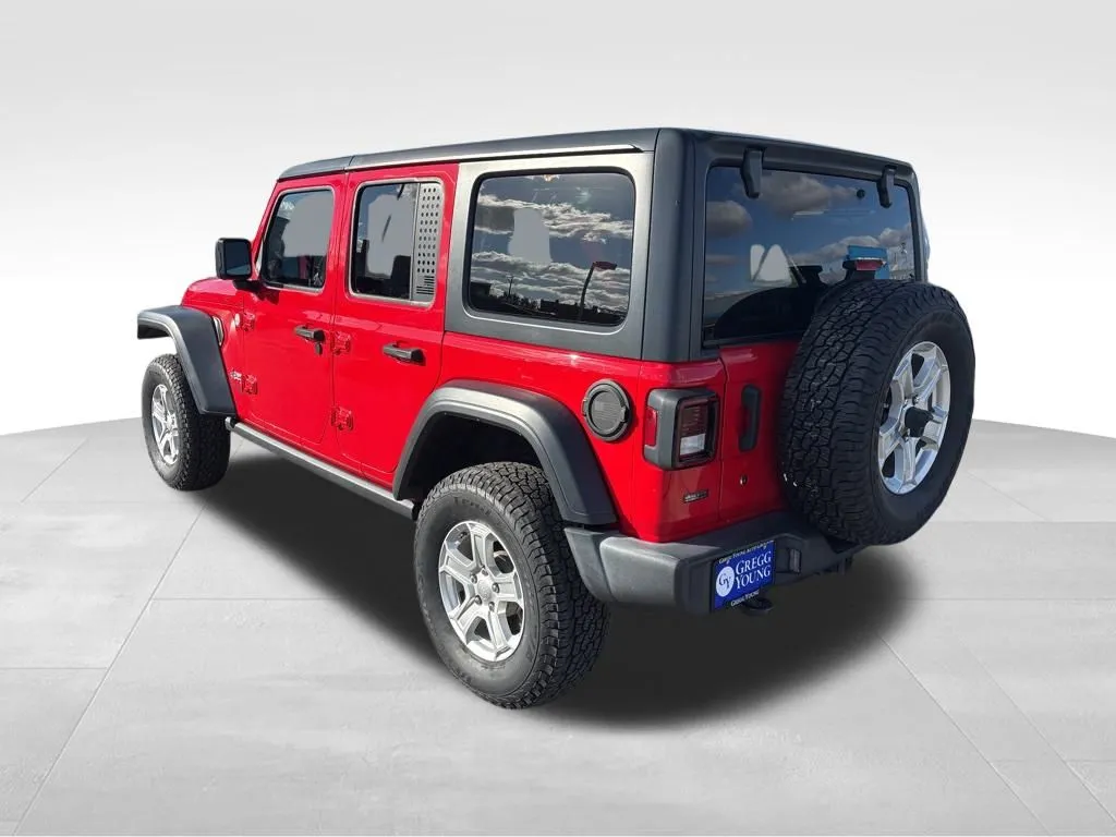 2018 Jeep Wrangler Unlimited Sport S photo 2