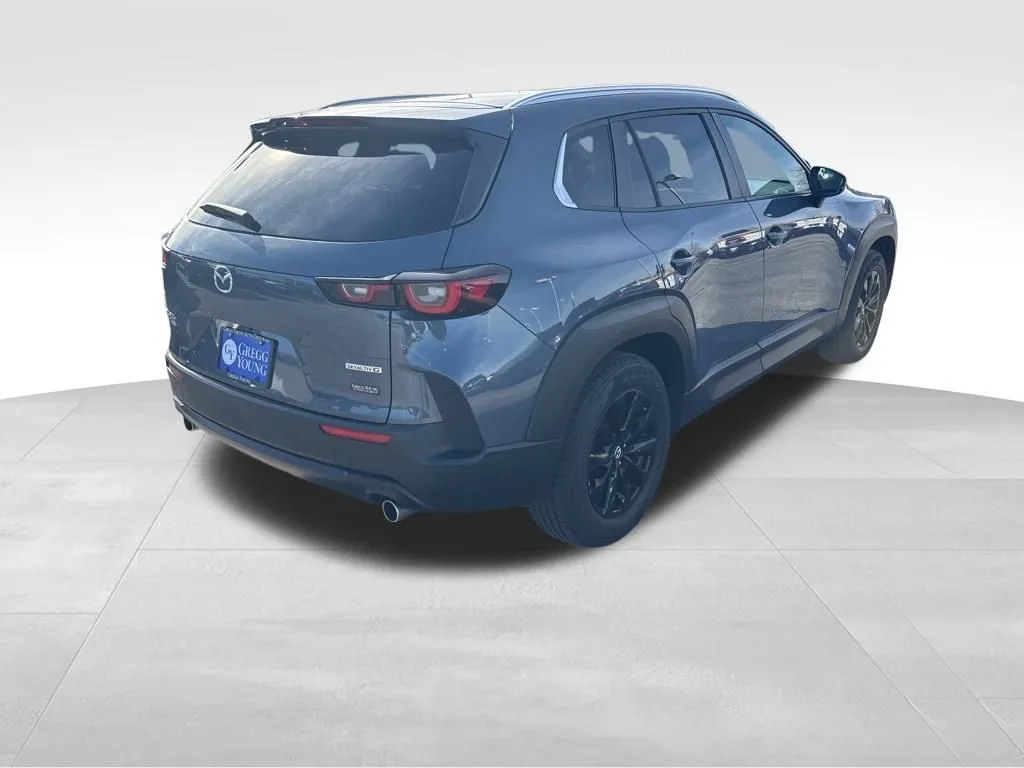 2024 Mazda CX-50 2.5 S Preferred photo 3