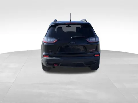 More photos of 2019 Jeep Cherokee Trailhawk at Gregg Young Automotive of Atlantic, IA