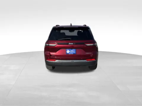 More photos of 2023 Jeep Grand Cherokee Limited at Gregg Young Automotive of Atlantic, IA