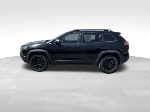 Another view of 2019 Jeep Cherokee Trailhawk for sale in Atlantic, IA at Gregg Young Chevrolet GMC Atlantic