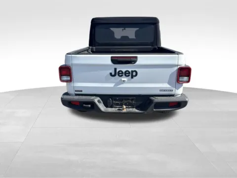 More photos of 2020 Jeep Gladiator Sport at Gregg Young Chevrolet GMC Atlantic, IA