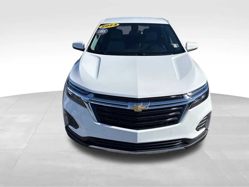 2024 Chevrolet Equinox LT photo 4