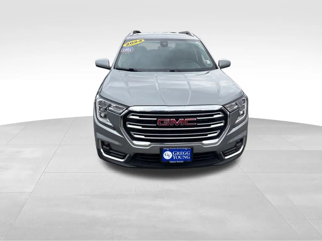 2024 Gmc Terrain SLT photo 4