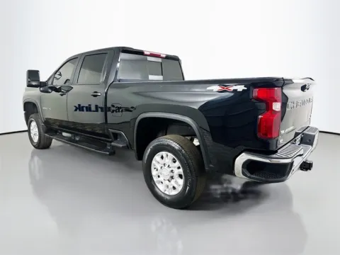 More photos of 2020 Chevrolet Silverado 2500HD LT at CarLink Fort Myers, FL