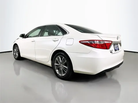 More photos of 2015 Toyota Camry SE at CarLink Fort Myers, FL