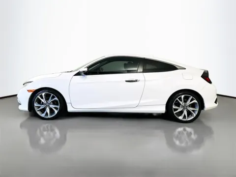 More photos of 2019 Honda Civic Touring at CarLink Fort Myers, FL