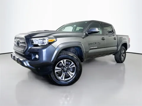 Another view of 2016 Toyota Tacoma TRD Sport for sale in Fort Myers, FL at CarLink Fort Myers
