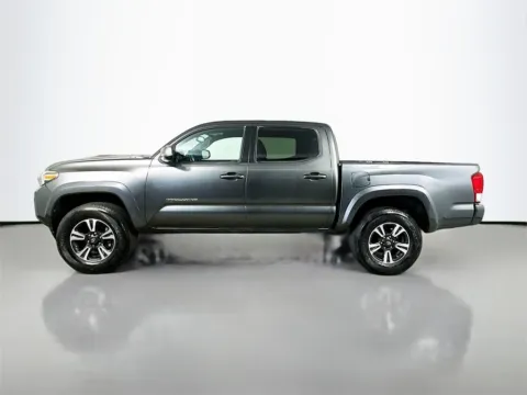 More photos of 2016 Toyota Tacoma TRD Sport at CarLink Fort Myers, FL