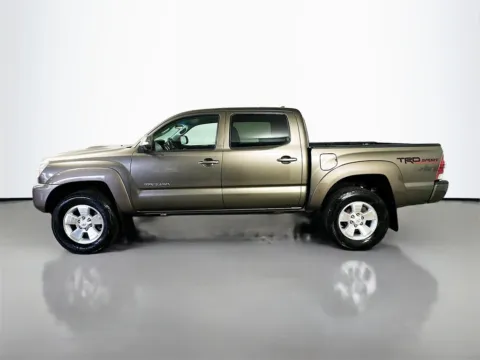 More photos of 2014 Toyota Tacoma PreRunner at CarLink Fort Myers, FL