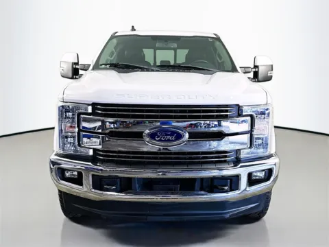 Photos of 2019 Ford F-250SD Lariat for sale in Fort Myers, FL at CarLink Fort Myers