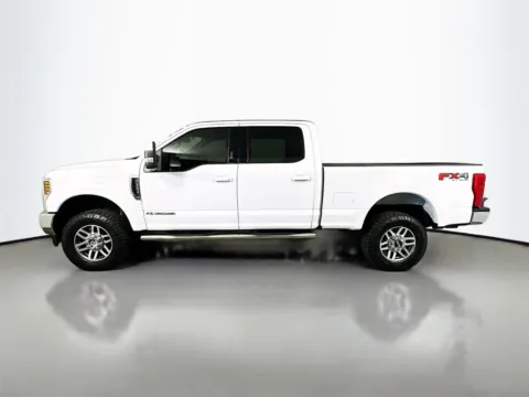 More photos of 2019 Ford F-250SD Lariat at CarLink Fort Myers, FL