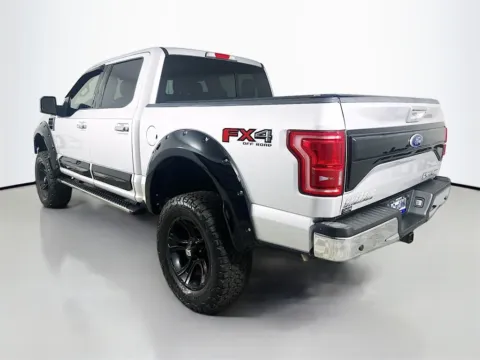 More photos of 2016 Ford F-150 Lariat at CarLink Fort Myers, FL