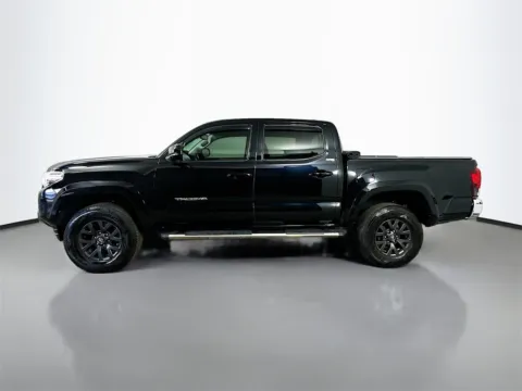 More photos of 2019 Toyota Tacoma SR5 at CarLink Fort Myers, FL